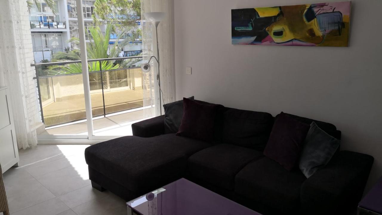 Skol 320C By Completely Marbella Apartment Ngoại thất bức ảnh