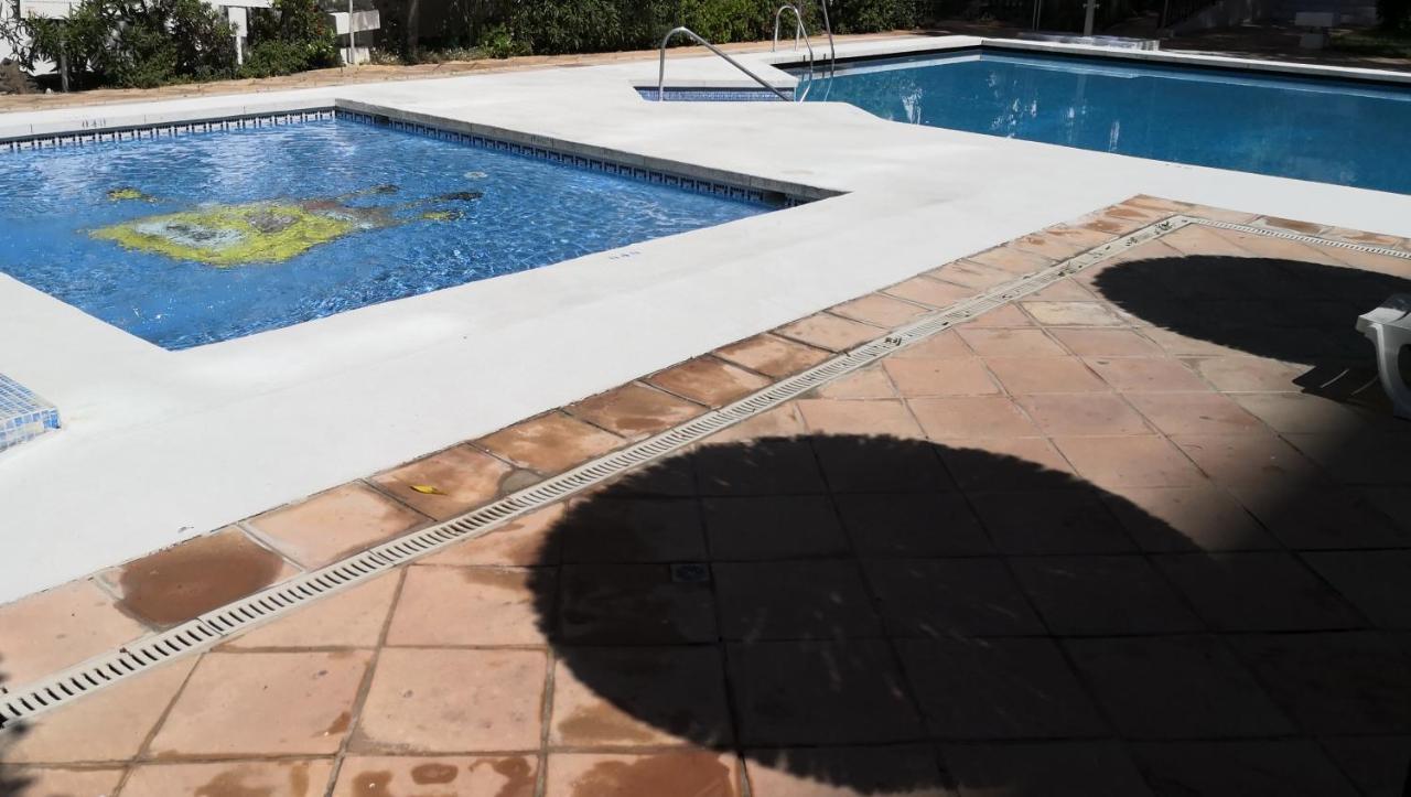 Skol 320C By Completely Marbella Apartment Ngoại thất bức ảnh