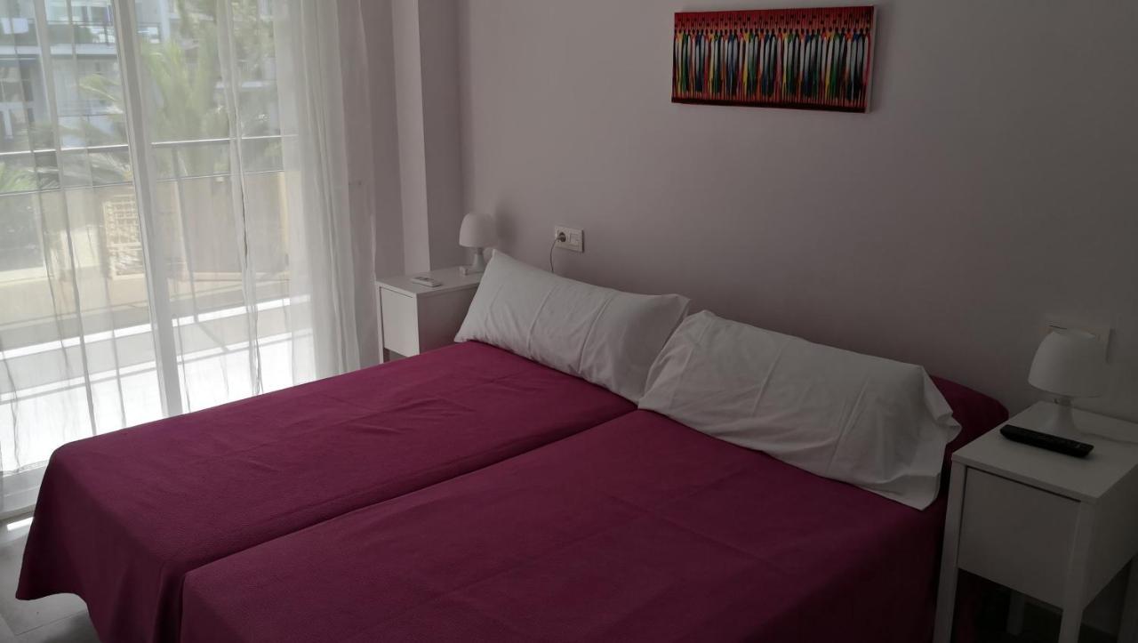 Skol 320C By Completely Marbella Apartment Ngoại thất bức ảnh